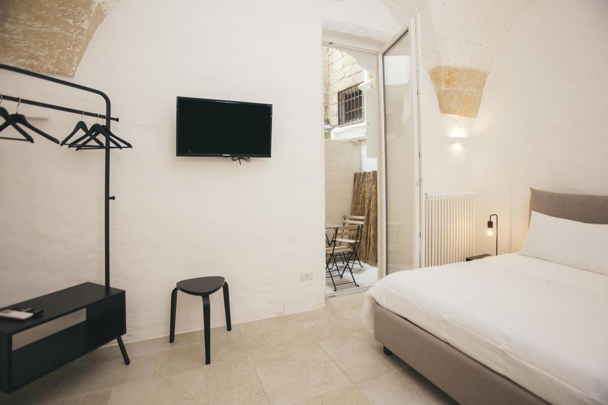 Mediterranee Suite 莱切 外观 照片